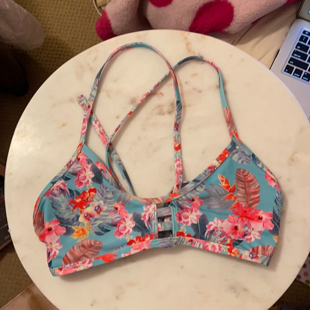 Jolyn Top